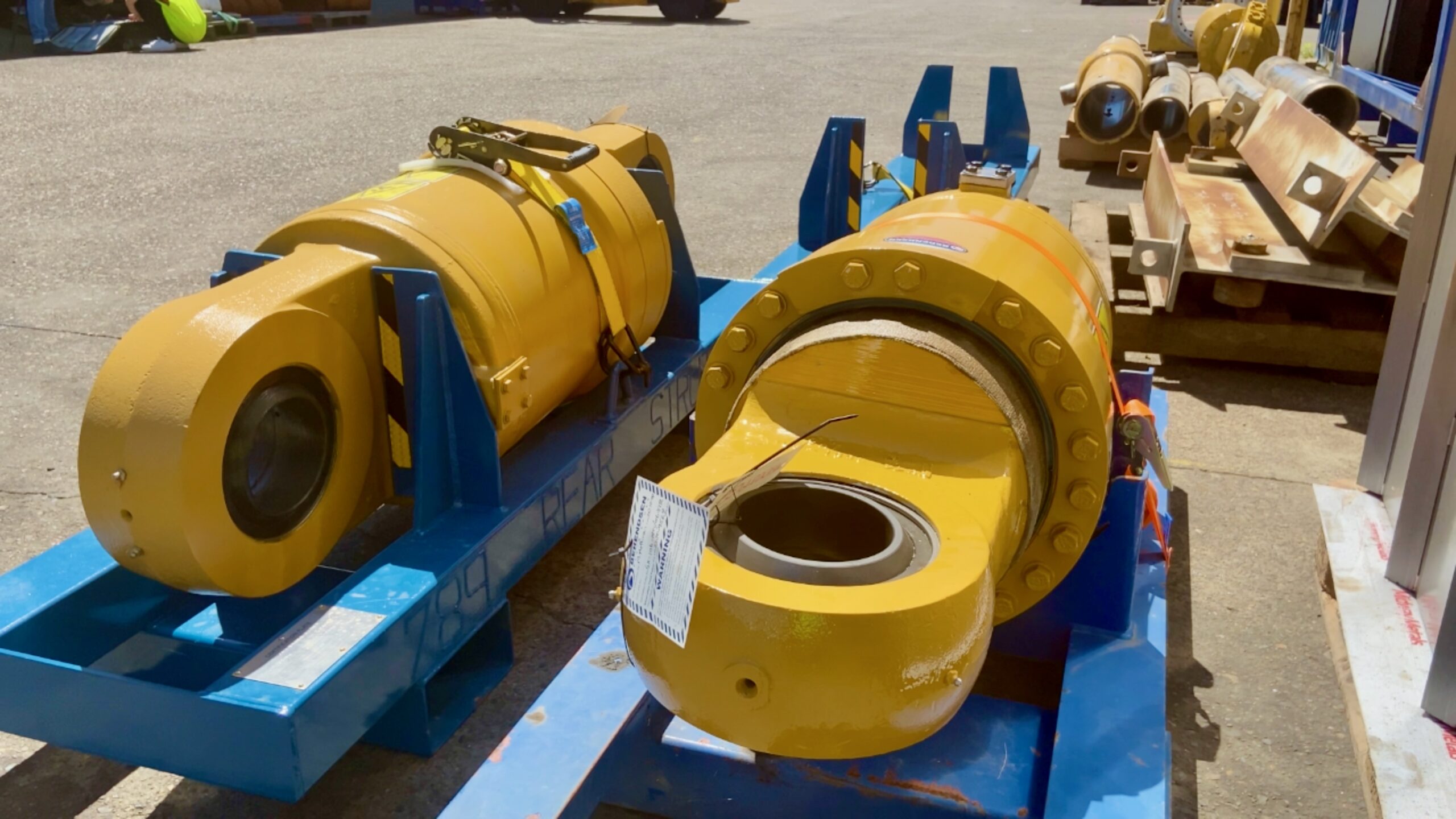 HYDRAULIC-CYLINDER-SERVICE-EXCHANGE